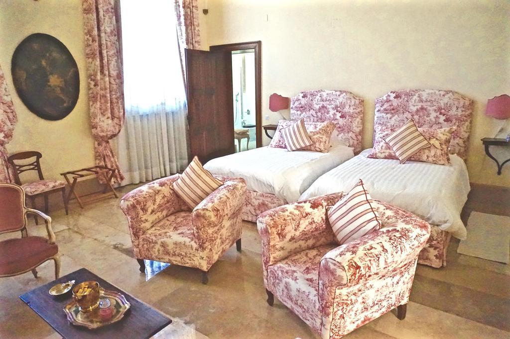 Palazzo Mantua Benavides Suites&apartments Affittacamere Padova